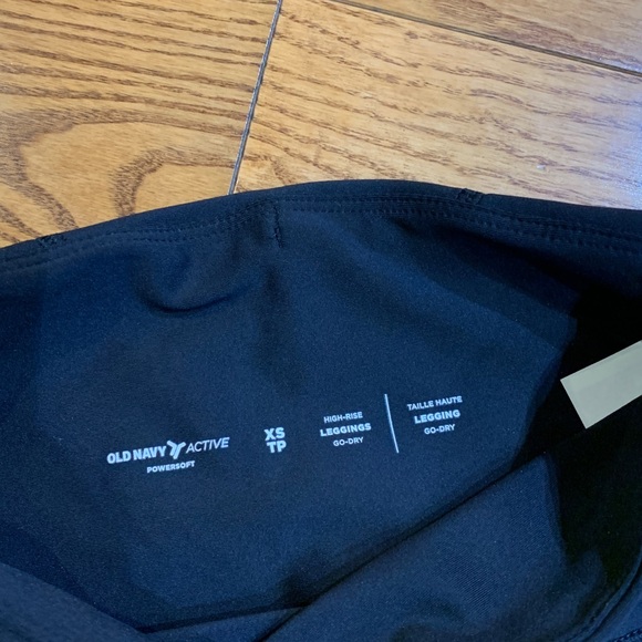 💛2/$20 New Old Navy Active Black Leggings size xs - Picture 4 of 8